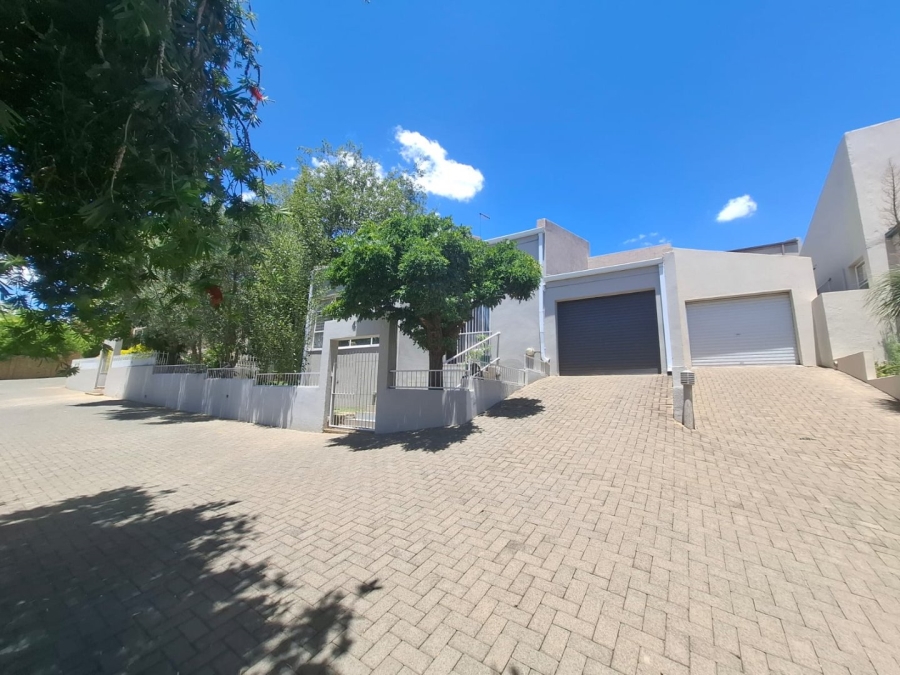 3 Bedroom Property for Sale in Baysvalley Free State